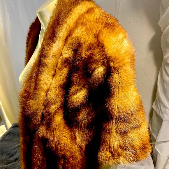 Sheared mink fur vintage cape - Picture 7 of 8